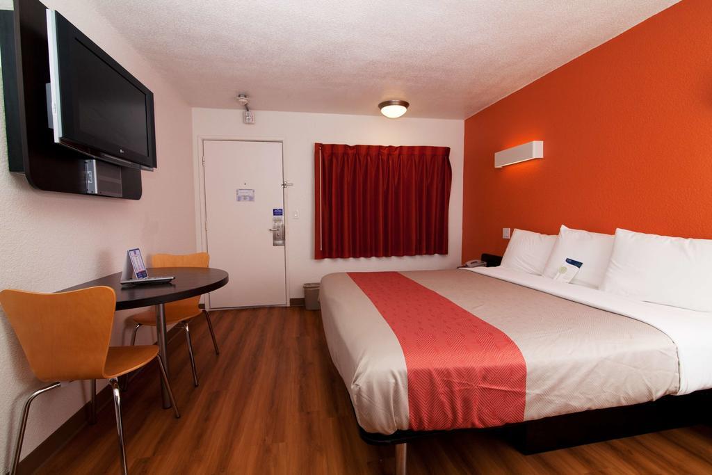 Motel 6-Bremerton, Wa Zewnętrze zdjęcie